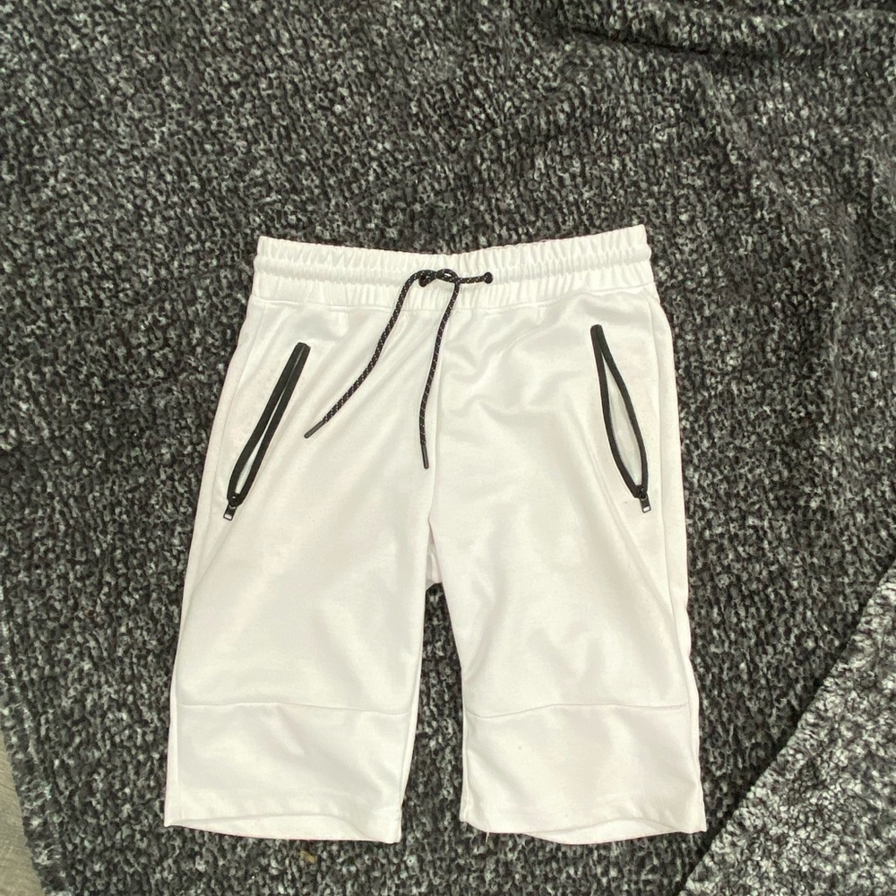 Lot of three shorts